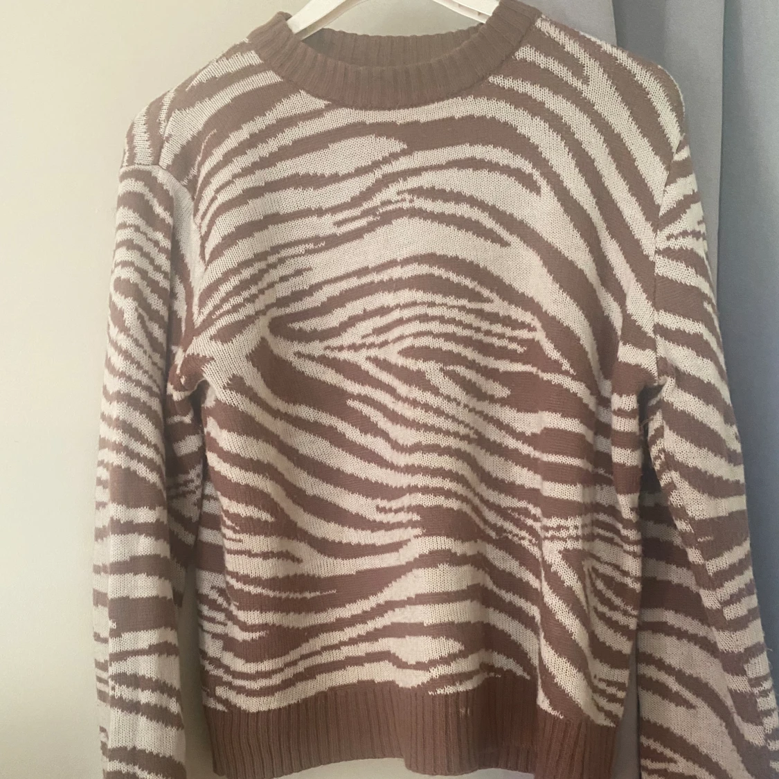 Stickad tröja  - 90