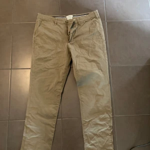 Kostymbyxor  - Kostymbyxor från selected homme i stolek W33 L32. Använda ett fåtal gånger!