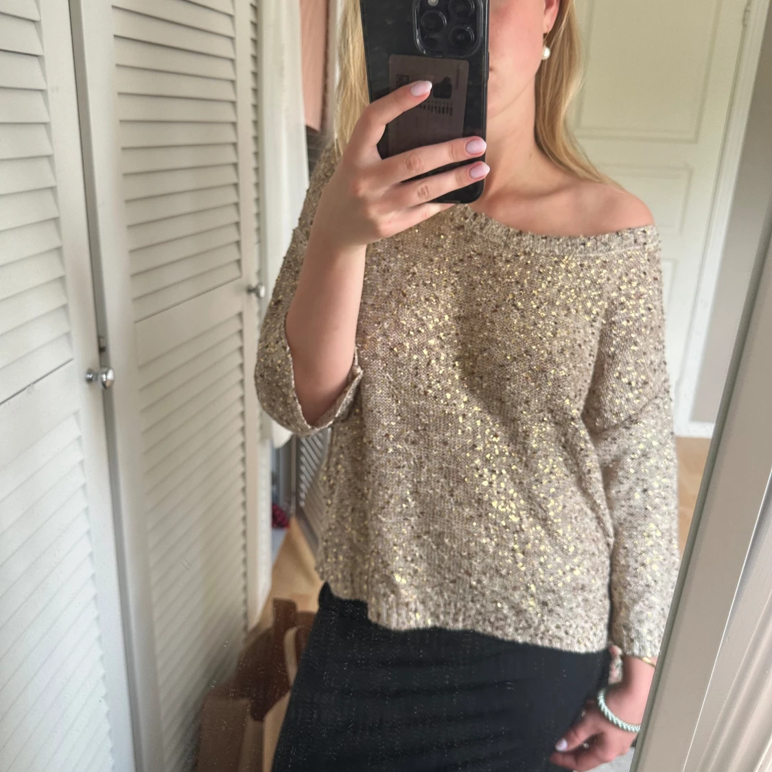 Festlig stickad t-shirt!  - 90