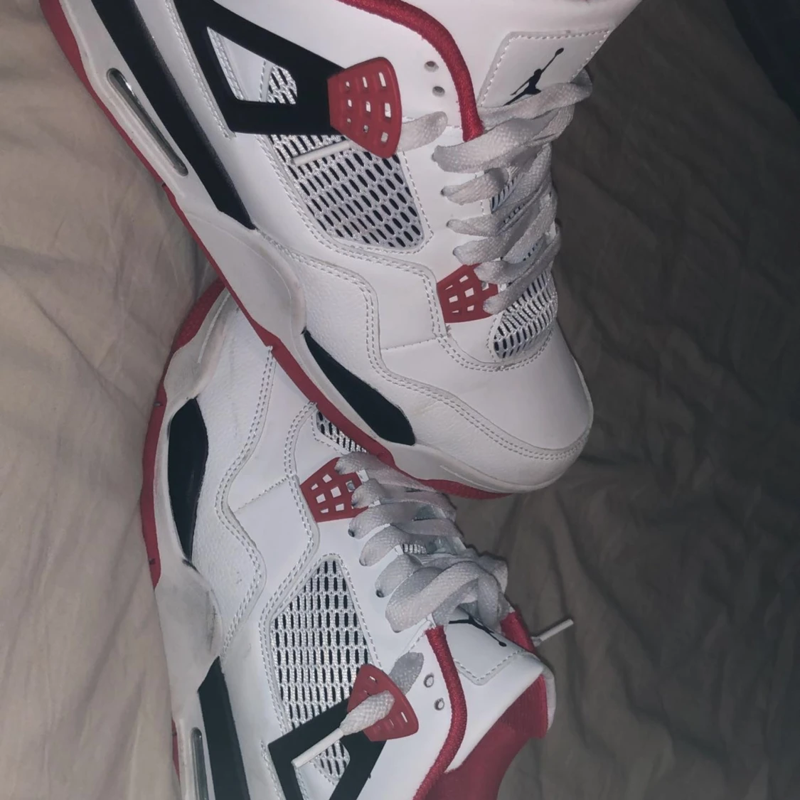 JORDAN 4 RETRO "RED CEMENT" - 90