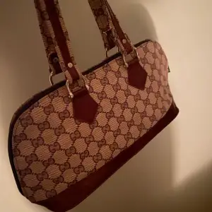 Söt Gucci väska 🤎 