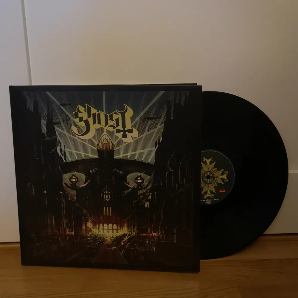Ghost meliora album vinyl  I gott skick  Hör av dig om du är intresserad . Övrigt.