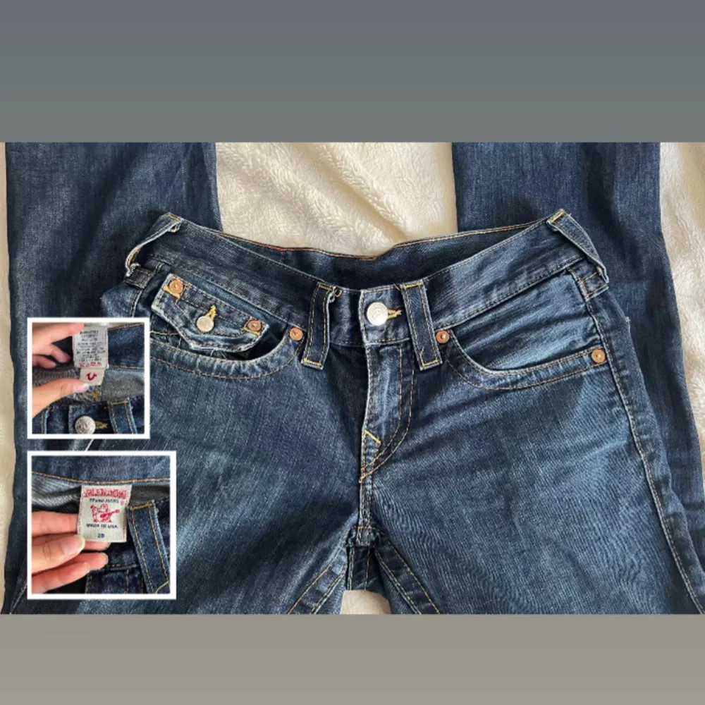 True Religion jeans i bra skick, slitet längst ner i på baksidan annars som ny. Bootcut i modellen och passar ngn ca 168-172, men är du kortare kan du vika upp. Passar på S-M, de är stretchiga. Skriv gärna om ni har frågor/vill se hur de ser ut på 💕. Jeans & Byxor.