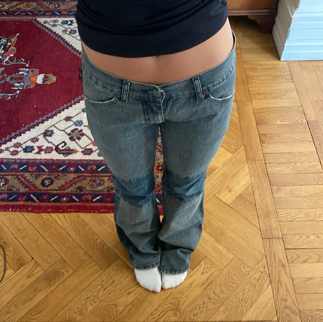 Lågmidjade 2000 tals bootcut jeans