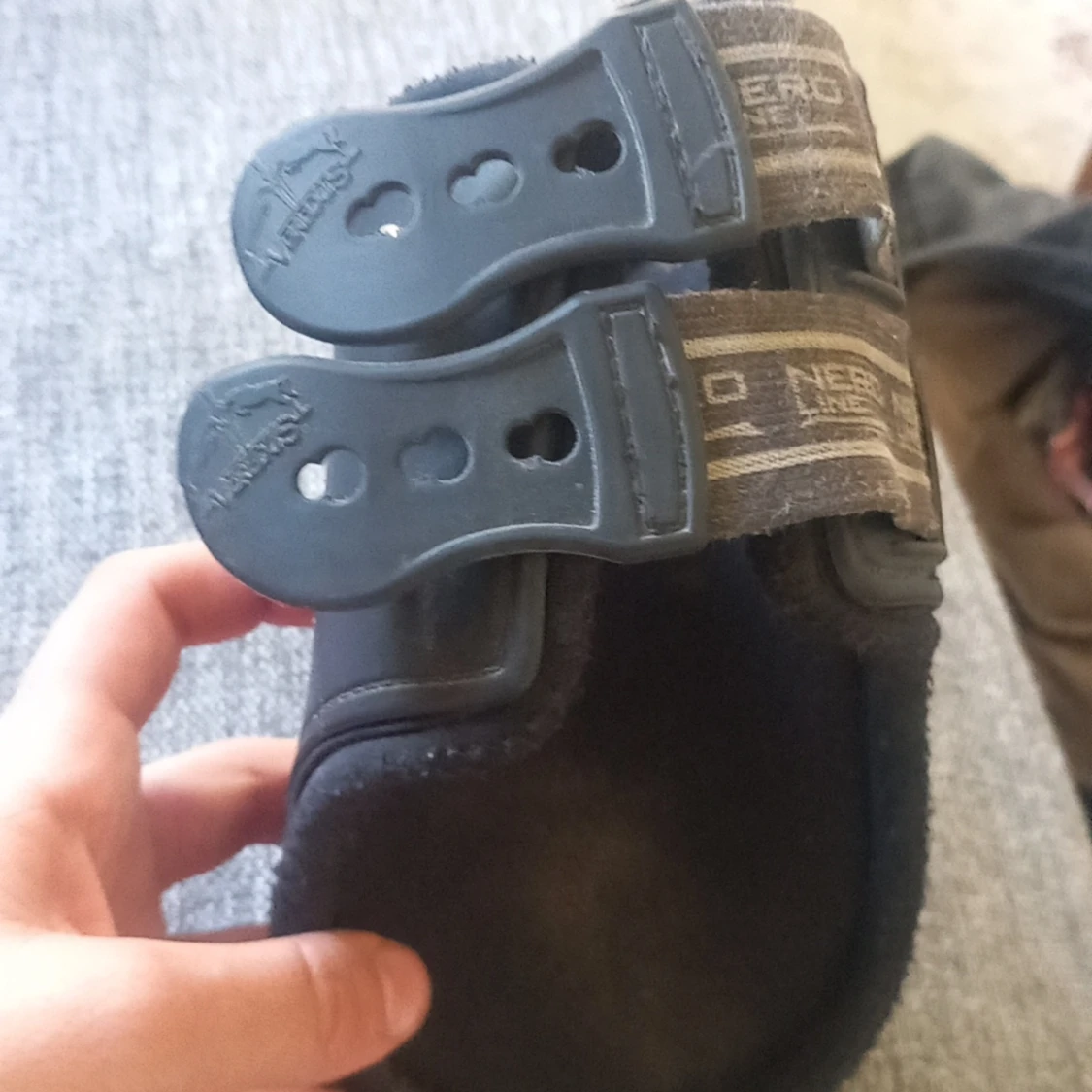 Verdus bakbenskydd - 90