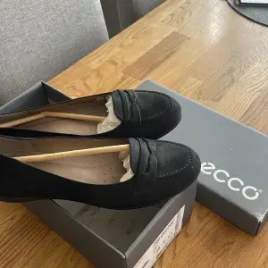 Säkjer Ecco ballerina skor helt nya med box 