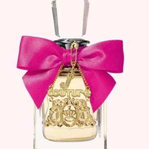 Viva la juicy Parfym - Säljer min helt oanvända parfym eftersom den inte riktigt var min typ av doft! Köpte den för 850 kr säljer för 300 kr  sänker ej priset mer! Förpackning finns ej kvar🌸