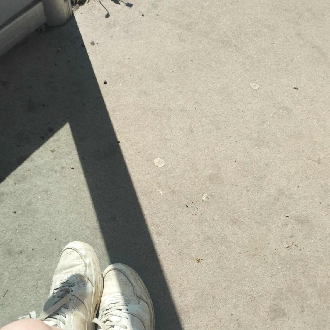 Söker festklänning