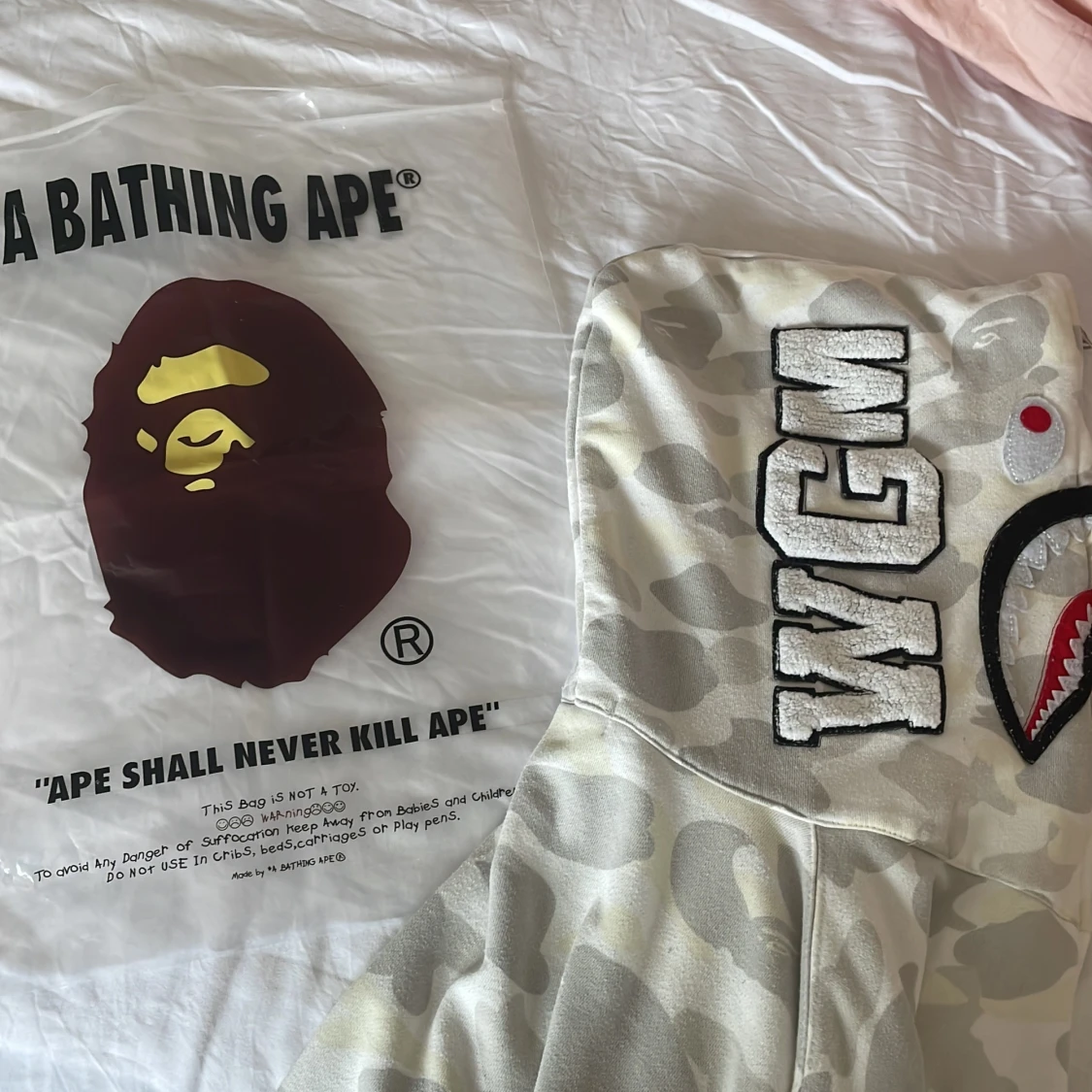 Vit bape hoodie