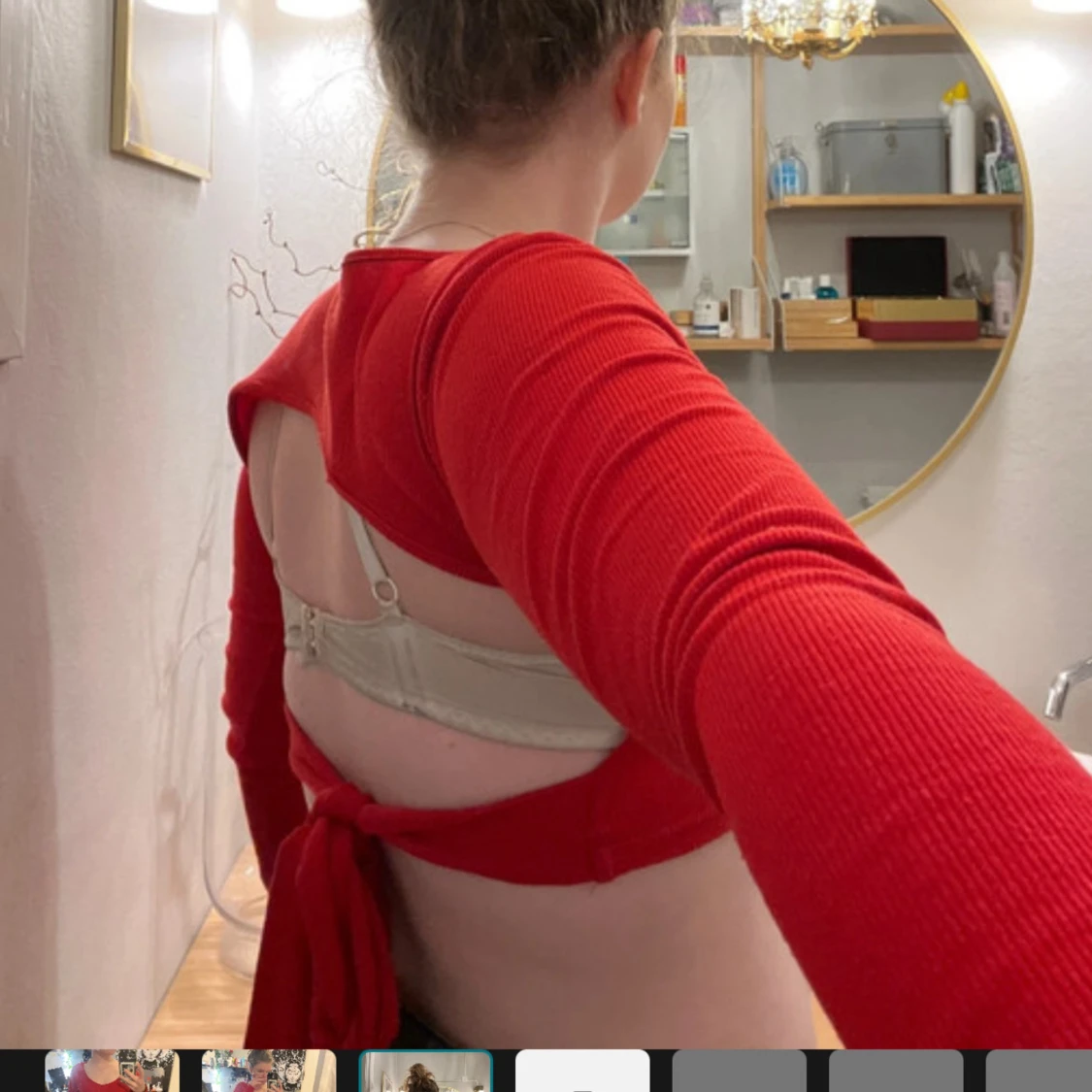 Röd backless tröja - 91