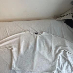 Gina tricot tröja - säljs inte längre Nyskick