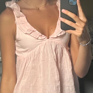 Topp - Gina topp, helt ny🩷🩷🩷