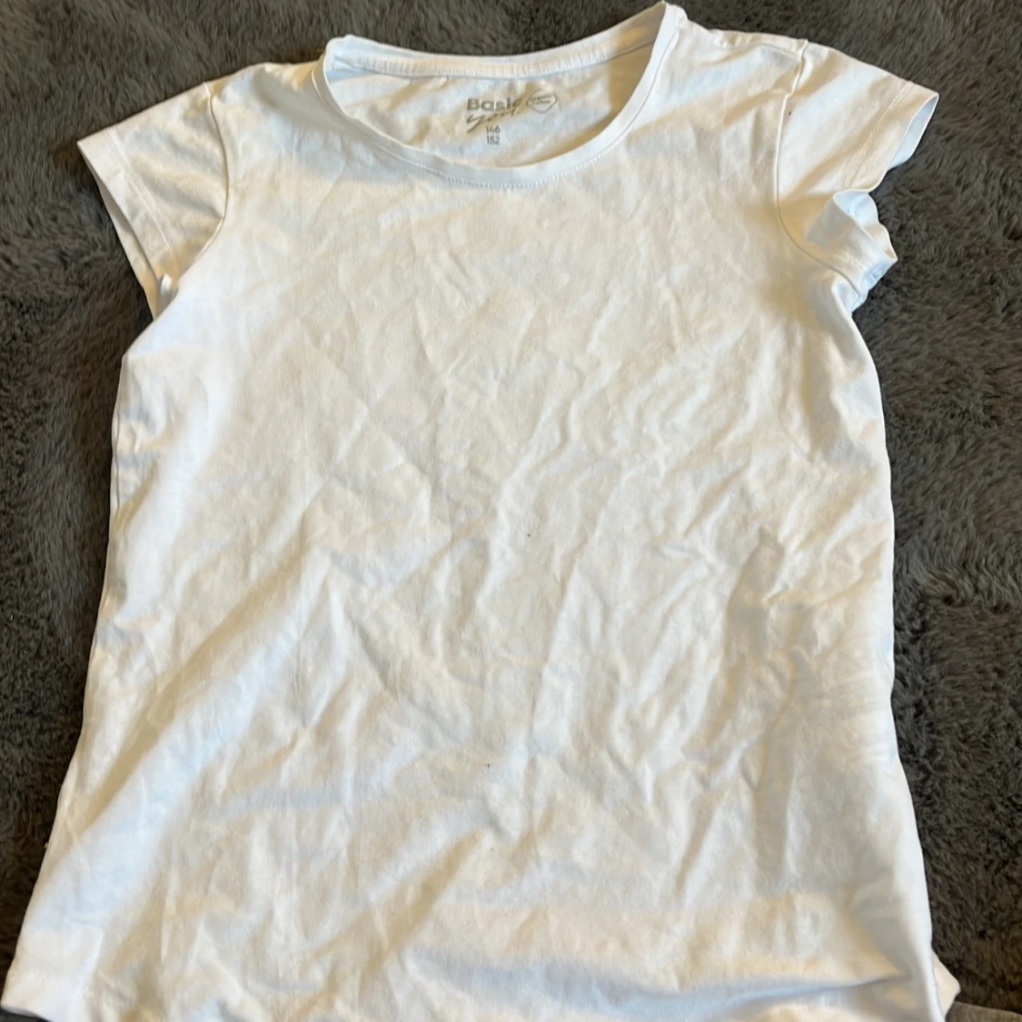 Basic T-shirt 