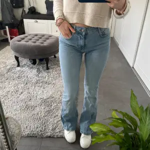 Zara jeans 💙💙