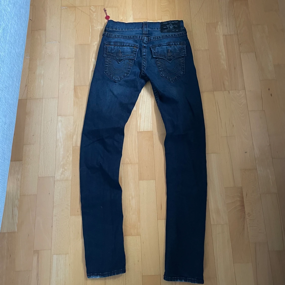 Lågmidjade true religion byxor - 90