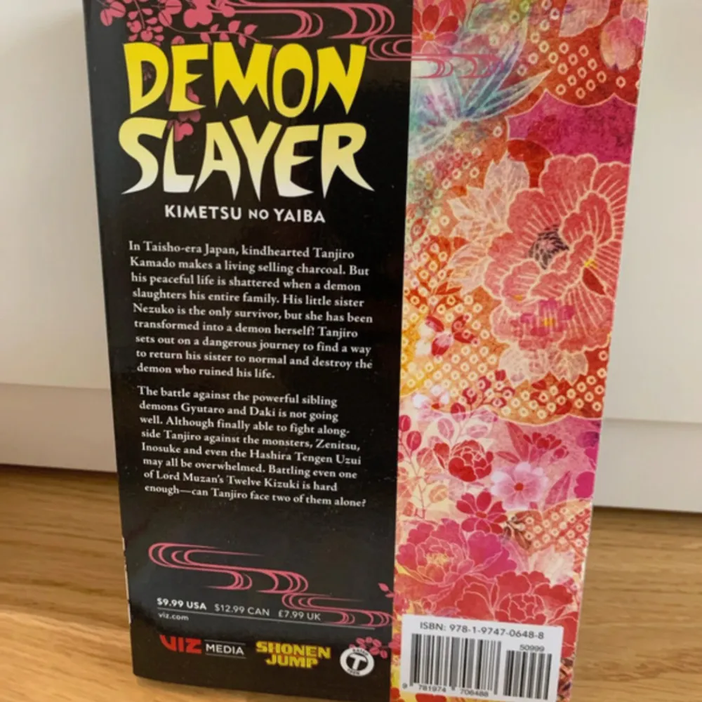Vol. 11 av animanga serien Demon Slayer på engelska! Helt ny och oanvänd. Priset går att diskutera :). Övrigt.