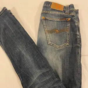 Skit feta nudie jeans!! Säljer för passar ej, det är 7/10 skick!