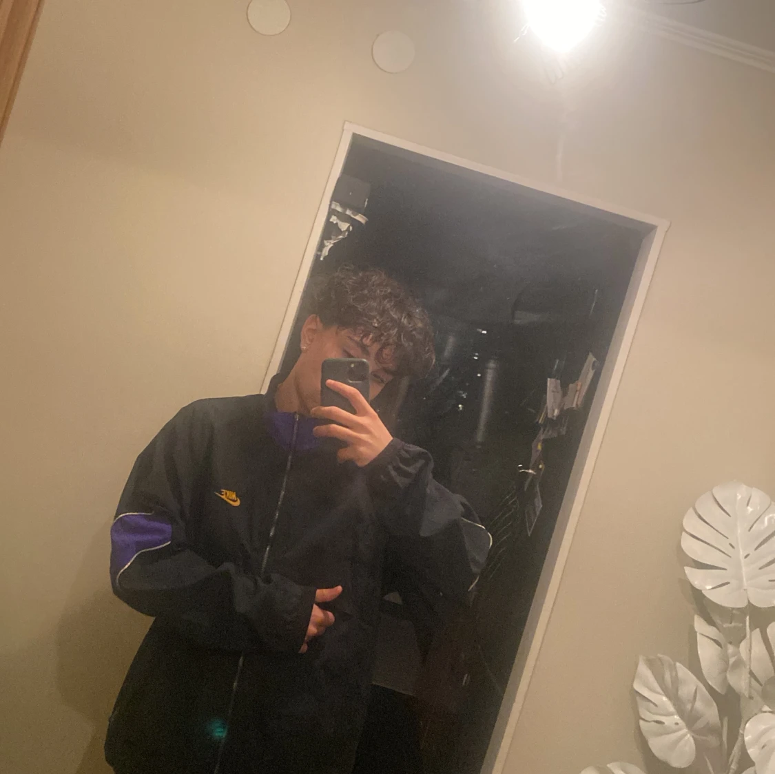 NWT Vintage 1991 Nike International Windbreaker  - 90