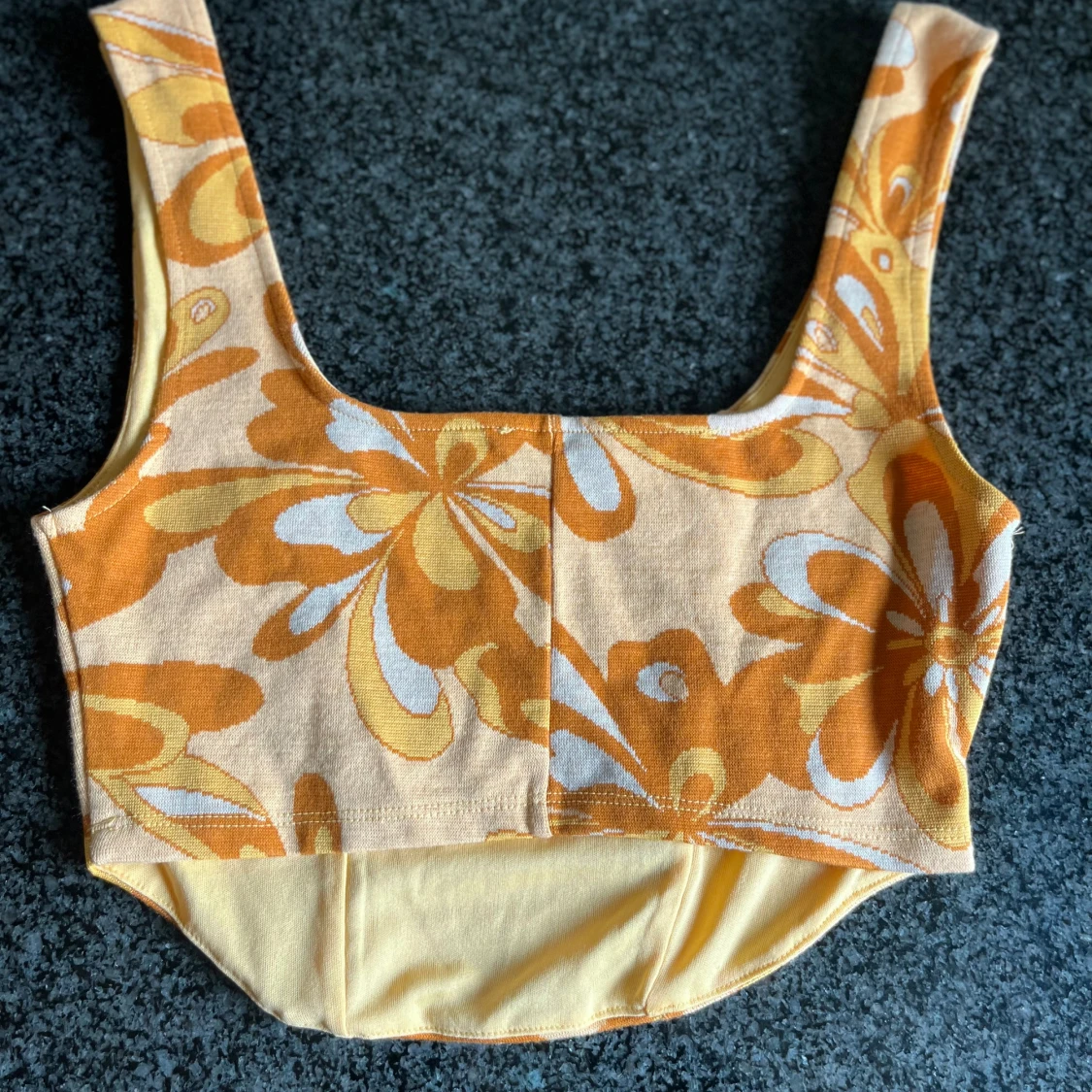 Orange crop top - 90