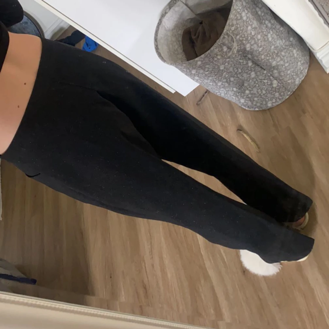 Glittriga kostymbyxor  - 91