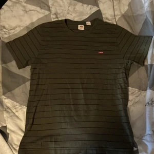 Levi’s t-shirt - Levi’s t-shirt i fint skick
