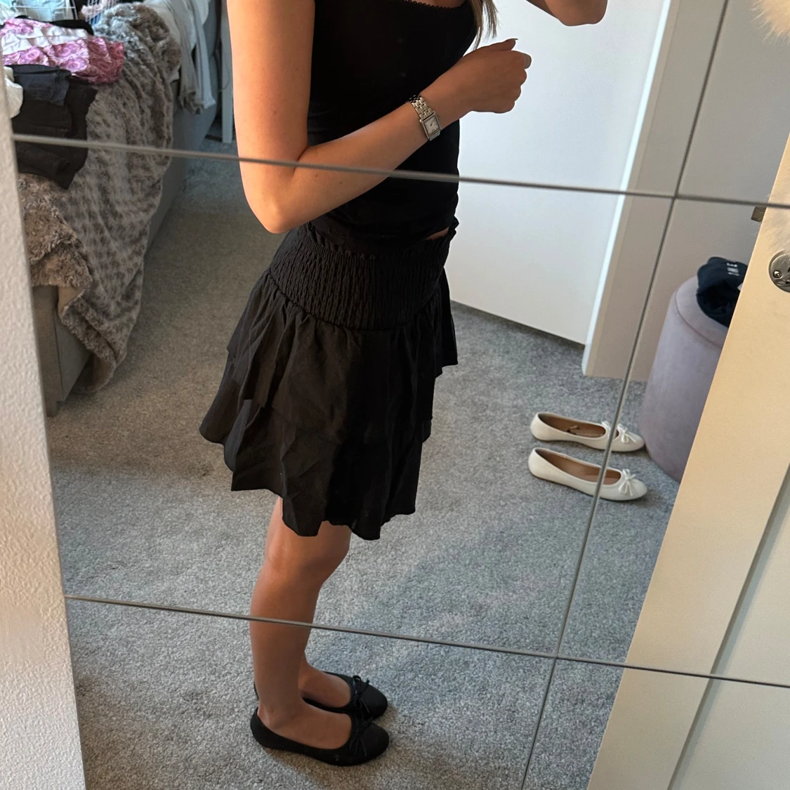 Svart volangkjol - 90