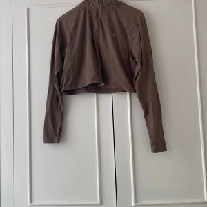 Jättegullig ICIW träningströja - Jättefin ICIW träningströja som tyvärr inte kommer till användning💕  L men passar även M  Skriv vid frågor och funderingar!