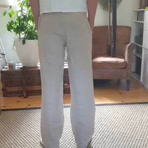 Linnebyxa beiga - Linnebyxa beiga, stl S. Aldrig använd.