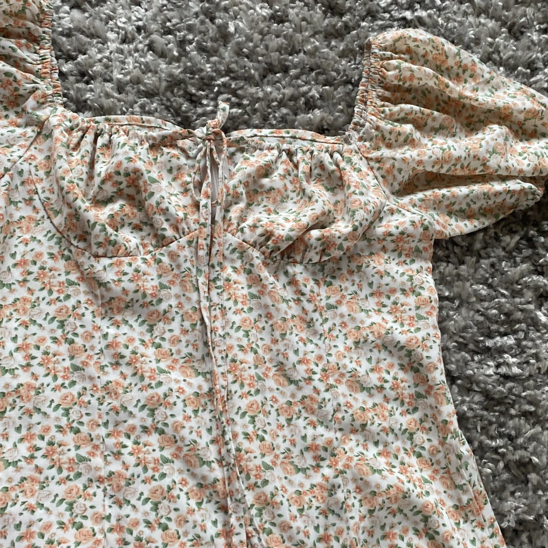 Blommig klänning  - 92