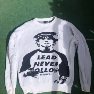 Chief keef shyneboys sweater  - Sällsynt plagg från några år tillbaks helt fläckfri. Jag kan leverera gratis om du bor i Stockholmsområdet. 