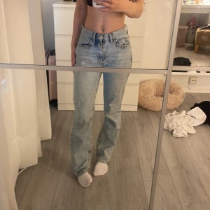 midwaist jeans - bra skick