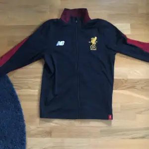 Liverpool Fotbollsträningströja skick 7/10