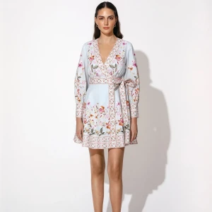 ByMalina juliette klänning - Finaste klänning från By Malina i storlek XS 🤍 Använt 1 gång, så den är som ny! Nypris 3500kr.