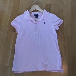 Ralph lauren pike topp - Fin tröja, L i barnstorlek så skulle säga att den är i xs