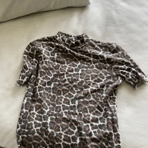 Tröja  - Fint skick 