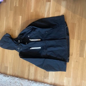 Helly Hansen - Vindjacka