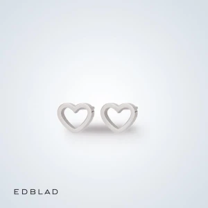 Edblad ”Lotta” örhängen  - Edblad örhänge i nyskick! I modellen ”Lotta” som tyvärr inte säljs längre. Nyskick då jag fick de i present men aldrig kom till användning. Köpare betalar för frakt🦋 skriv gärna för fler bilder eller frågor💕