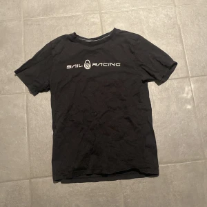 Sail Racing t-shirt - Används aldrig , köp gärna!