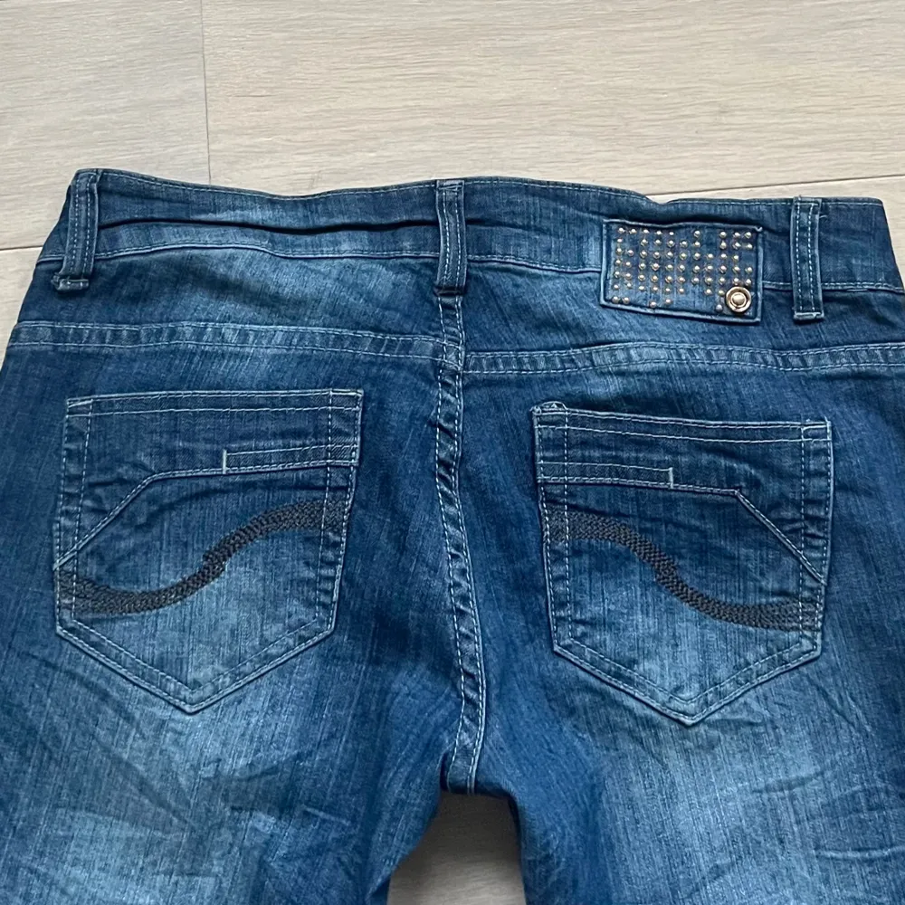 Super snygga jeans i bra skick.💓 . Jeans & Byxor.