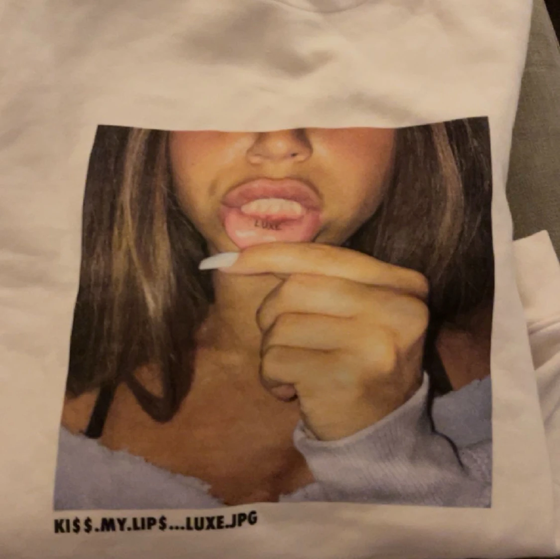 Hoodie med tryck - 90