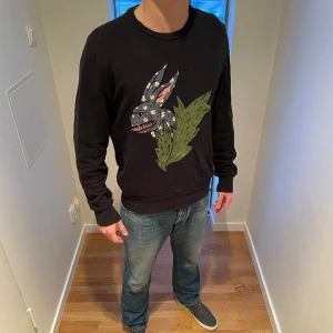 Burberry tröja - Burberry tröja. Mycket bra skick! Nypis ca 4000kr 