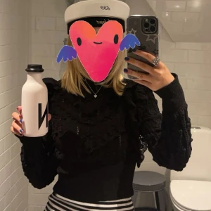 Zara tröja - Super fin stickad tröja från zara! Skriv för fler bilder😊 kom gärna med prisförslag 