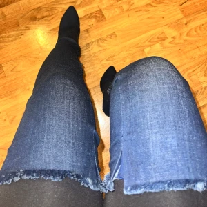 Stövlar  - Helt nya jeans stövlar i storlek 38 känns som 39 . Ny pris 2500 