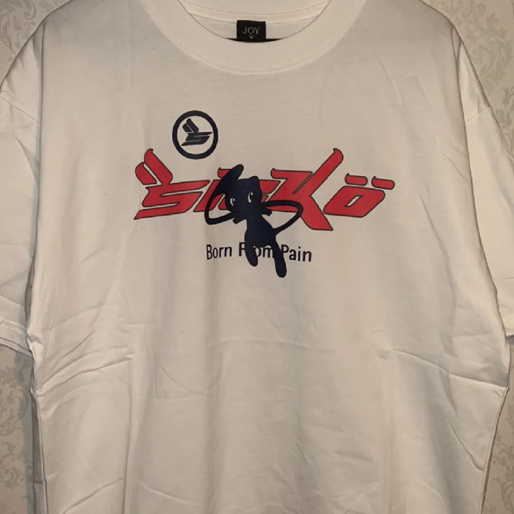 Sicko tröja med snyygt print, (baggy) (Säljer 3 för 750 på min profil). T-shirts.