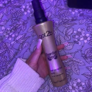 Heat protection - Typ 95% i den blev knappt använd då jag snabbt bytte till hårolja   Skyddar håret i upp till 230’ c 💕 