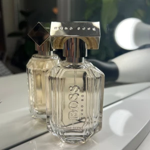 BOSS Parfym - Fick den i julklapp. Har haft den ett par gånger men eftersom jag redan har en favorit parfym så använder jag den aldrig. 