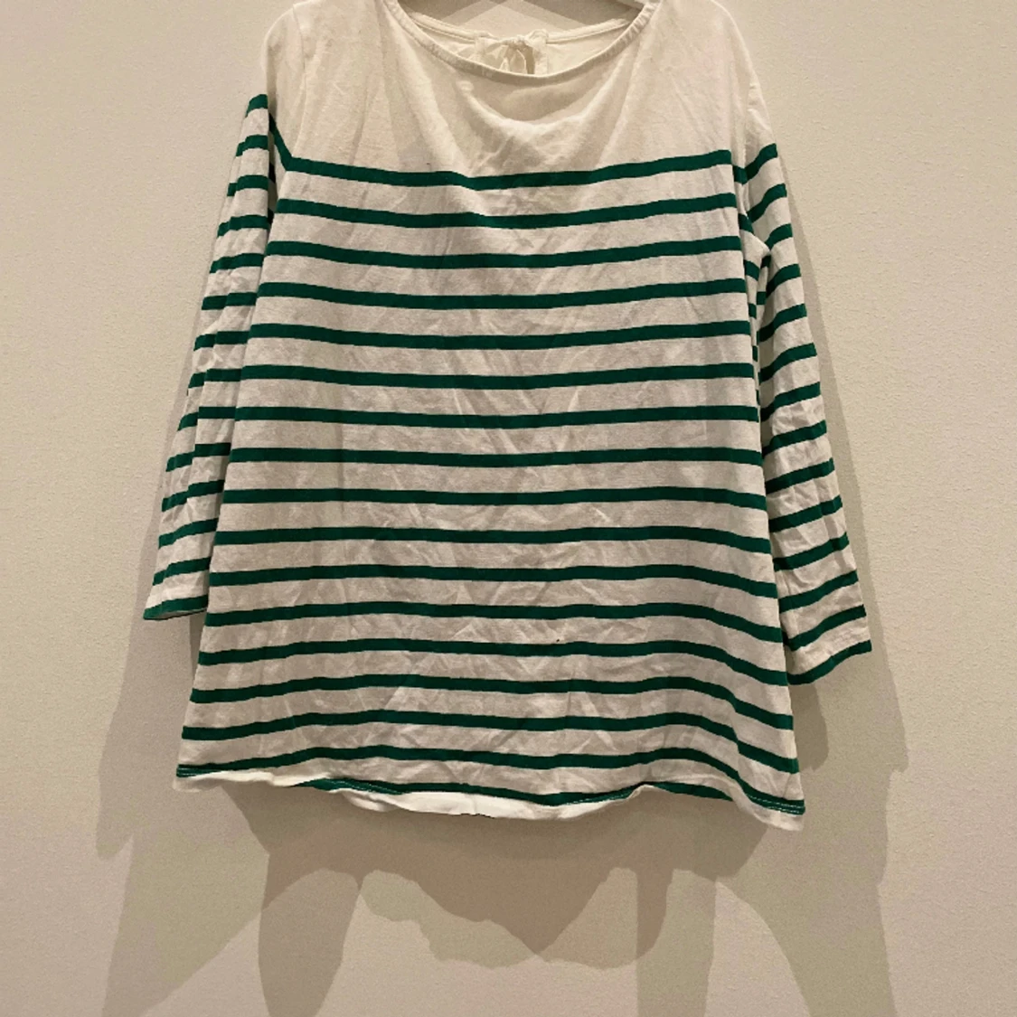 Trekvartsärmad rutig tröja🤩