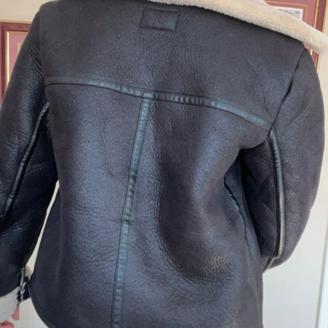 fejk skinnjacka - 91