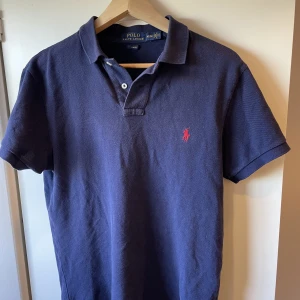 Ralph lauren pike - Säljer nu denna fina pike då jag ej använder den längre, passande till nu till sommaren, kan gå ner i pris 😊