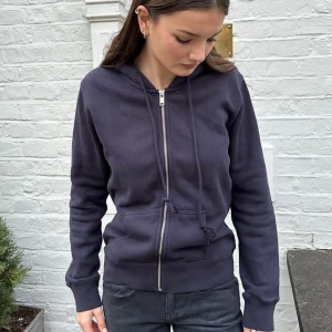 Brandymelville - Söt tröja från brandy i regular fit, använd 6 gånger ungefär. Nypris ca 500kr